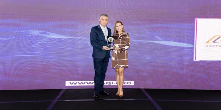 Galletas Dino es galardonada como Empresa Centroamericana del año 2023