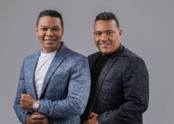 Raymond Pozo y Miguel Céspedes celebrarán “3 décadas” en Santiago