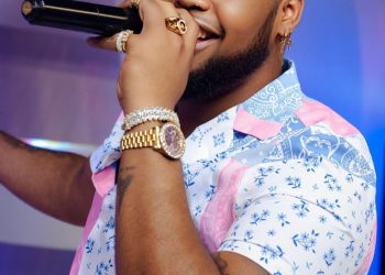 Evaristo Marte debuta en Hard Rock Café Blue Mall en su primer gran concierto