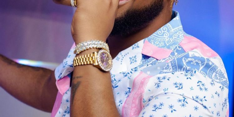 Evaristo Marte debuta en Hard Rock Café Blue Mall en su primer gran concierto