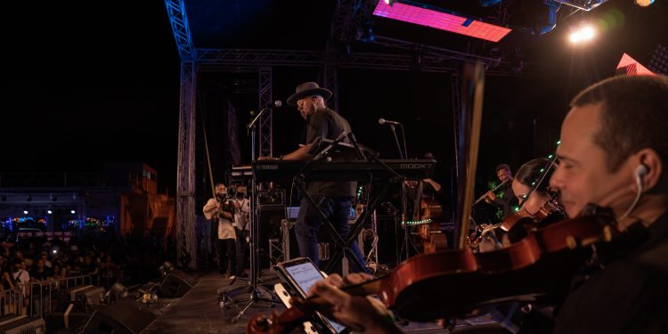 Orquesta Metropolitana de Santiago brilla en el Summer Food Fest de Santiago