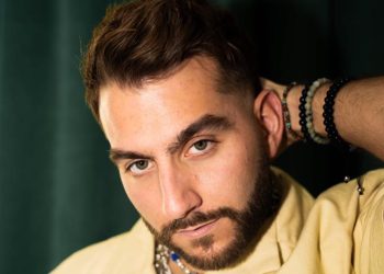 Tres Dedos se inspira en el poder del amor en su nuevo sencillo “A Tu Lado”