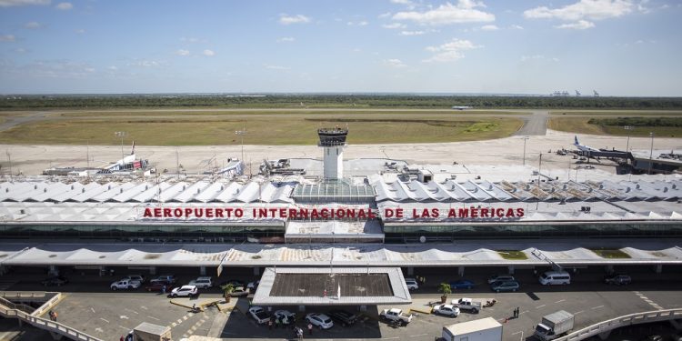 Gabinete de Turismo toma medidas preventivas en aeropuertos dominicanos por tormenta Franklin
