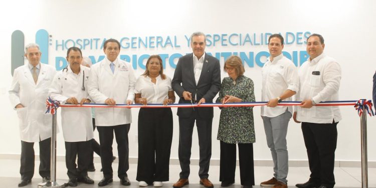 Presidente Abinader y Ministro Bonilla inauguran Hospital Dr Mario Tolentino Dipp en Santo Domingo Norte