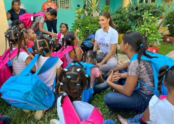 Fundación «Sarodj for a Purpose» inicia jornada de donación de útiles escolares 2023
