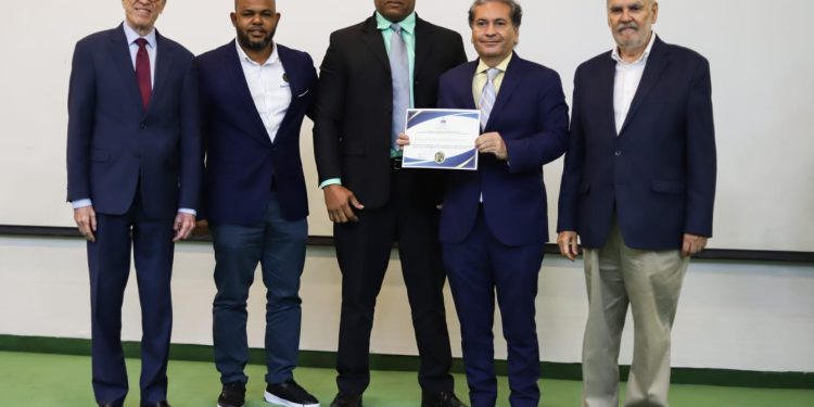 Reconocen las prácticas sostenibles de Cervecería Nacional Dominicana