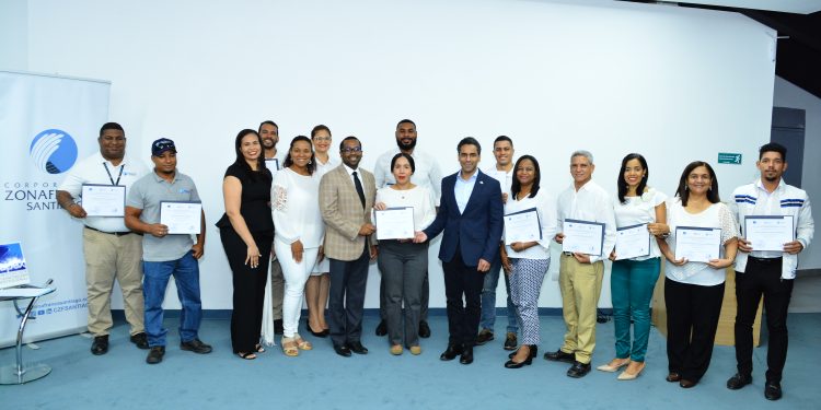 Corporación Zona Franca Santiago, CAPEX y Ministerio Público concluyen con éxito el Programa «Monitores de Paz 2023»