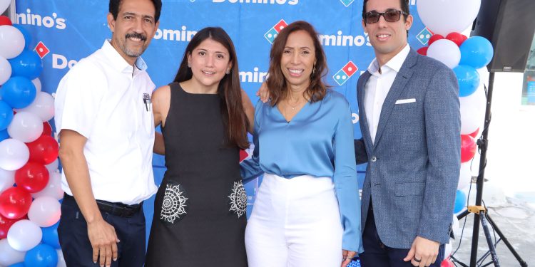 Domino’s inaugura tienda en la Avenida España