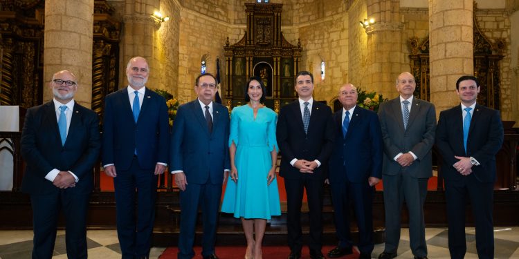 Banco Popular celebra misas en acción de gracias por su 60° aniversario