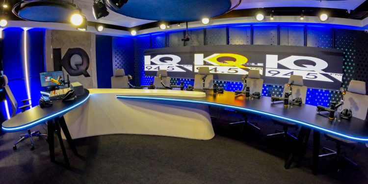 Megamedios presenta su renovada emisora KQ 94.5