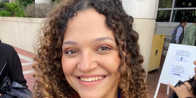 ISA la artista dominicana que se graduó en Berklee y contó en homenaje a Gilberto Santa Rosa