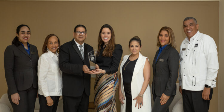 Hodelpa Gran Almirante es reconocido como el Mejor Venue para Congresos y Corporativos de la Región Norte