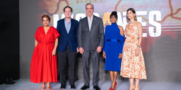 Millizen Uribe y Gelen Gil Producciones presentan Migrantes