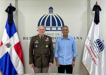 Ministro Joel Santos y director del Colegio Interamericano de Defensa fortalecen cooperación en seguridad energética y minera