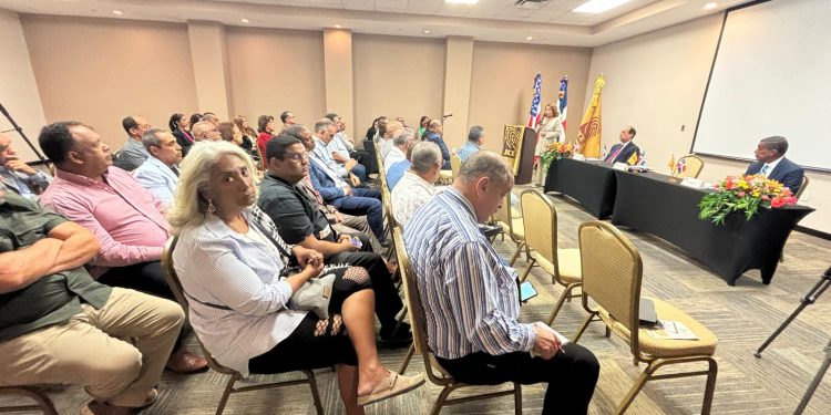 JCE recibe propuestas de aspirantes a miembros de las OCLEE en PR, Orlando y Miami