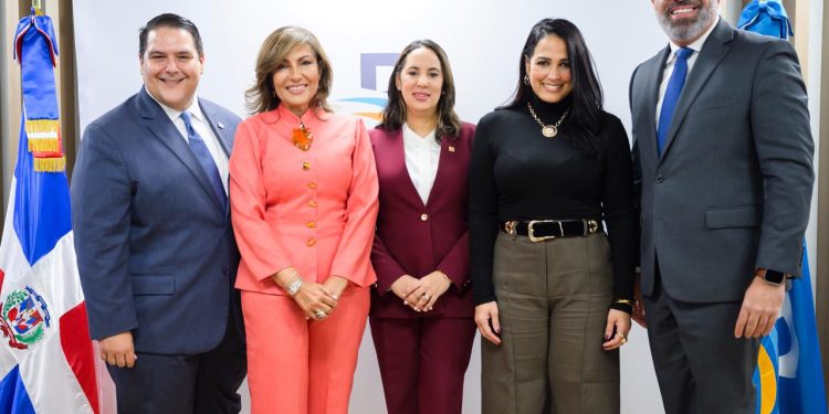 Banreservas impulsará el fortalecimiento de las oficinas en el exterior