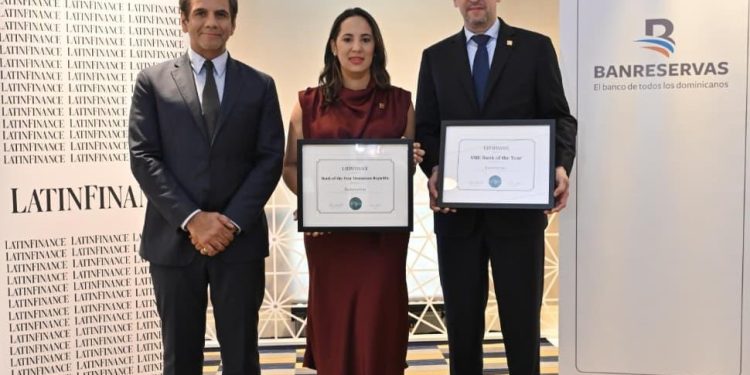LatinFinance premia a Banreservas como Banco del Año en RD y Banco Pymes para AL y el Caribe