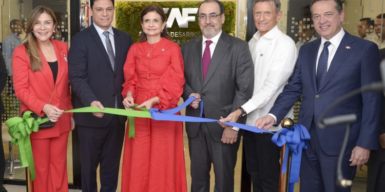 CAF abre oficinas en República Dominicana y presenta su plan de desarrollo para los próximos cuatro años