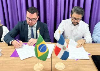 Embajada Dominicana en Brasil y Facultad del Centro Oeste Paulista FACOP renuevan acuerdo de cooperación académica