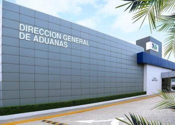 Aduanas detecta pasajero que intento ingresar 350 mil dólares sin declarar