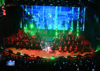 Yandel eleva sus éxitos junto a la Orquesta Sinfónica Nacional en Altos de Chavón