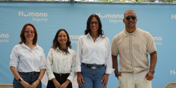 Humano Seguros celebra el primer aniversario de “Abrazando el Corazón Azul”