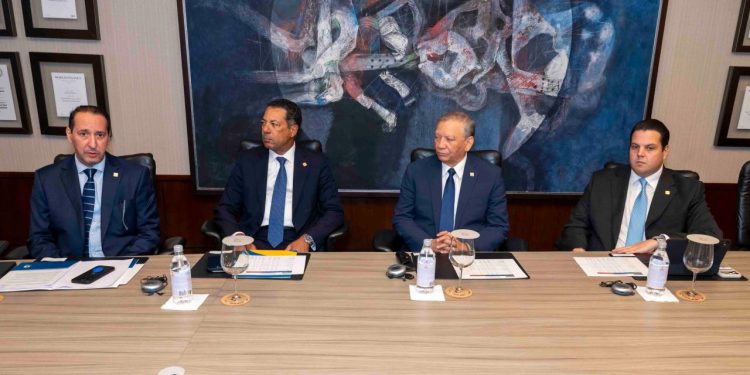 Misión del FMI sostiene encuentro con Banreservas para analizar perspectivas económicas y financieras