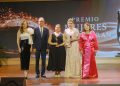 Jatnna Tavárez recibe máximo galardón del Premio Mujeres que Inspiran