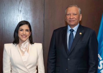 Designan a Angelina Biviana Riveiro como vicepresidenta ejecutiva de Fiduciaria Reservas
