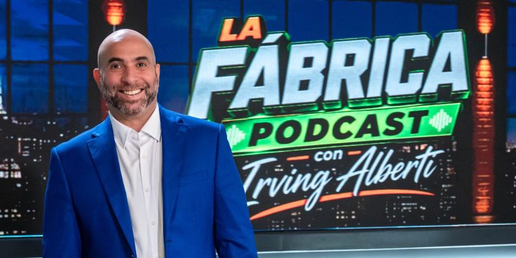 Irving Alberti lleva su esencia al mundo podcast con “La Fábrica Podcast”