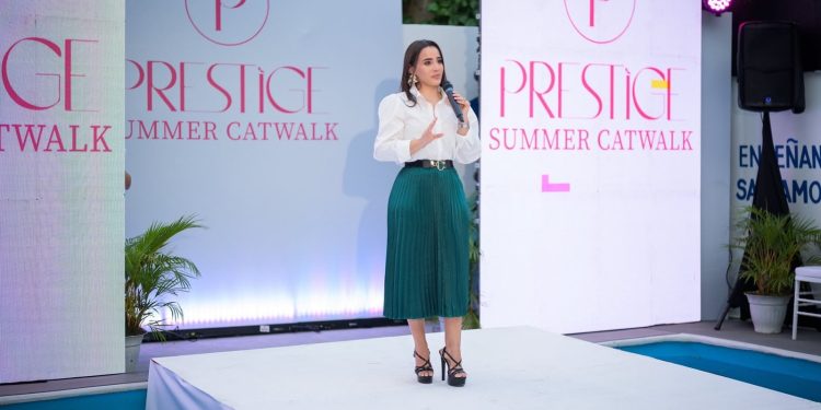 Prestige Modeling Academy celebra su 7mo. Aniversario con el Summer Fashion Show