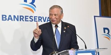 Doctor Leonardo Aguilera llega a su primer año en Banreservas trabajando con eficiencia, transparencia y enfocado en el desarrollo nacional